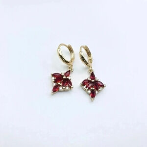 Drop Leaves Earrings Gold Plated
